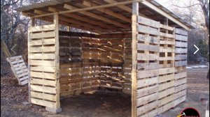 Строительство сарая из деревянных поддонов