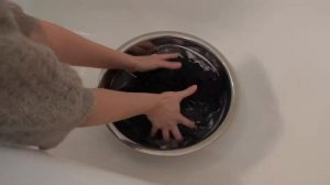 Как стирать трикотаж руками.