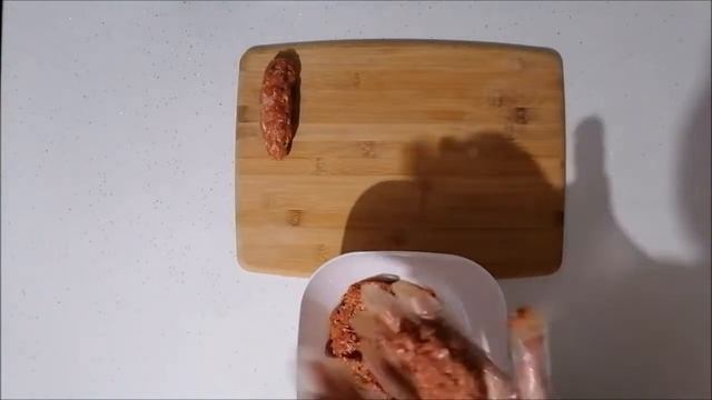 Котлеты с солеными огурцами в кляре от студии Домашние рецепты.