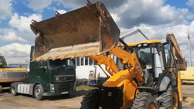 Осмотр Экскаватора-погрузчика JCB 3CX Super