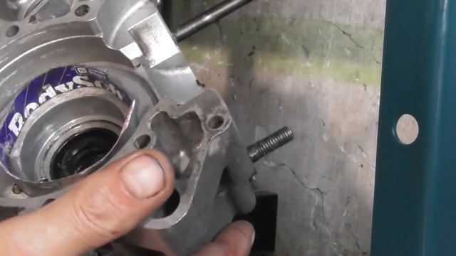 Kawasaki KMX 200 Капитальный Ремонт Двигателя Мотоцикла 2 Часть смотреть онлайн