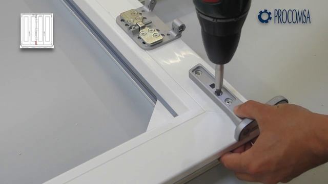 4 Складные раздвижные двери GU  923 823  установка кареток