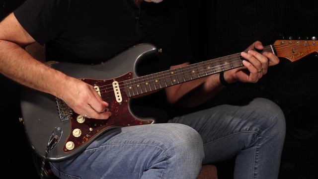 Fender Custom Shop 2019 Limited Roasted 1960 Stratocaster • SN: CZ542130 смотреть онлайн