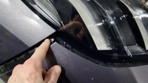 Снимаем передний бампер на Lynk & Co 09