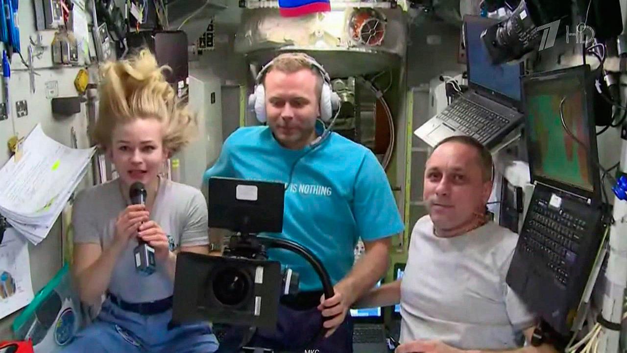 Создатели фильма "Вызов" стали лауреатами госпремии, которую вручают за выдающиеся достижения