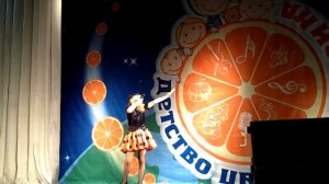 Песня а я устала , а мне не  прос, о