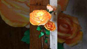 Светильник из трёх роз .