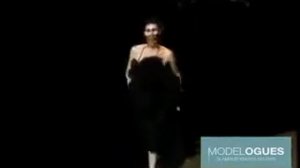 Падения моделей на подиуме