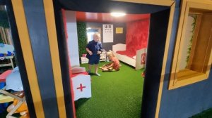 Вероника с одноклашками в "Городе детей"!