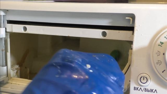 КАК ОЧИСТИТЬ ЛОТОК ОТСЕК для ПОРОШКА стиральной машины / Удаляем ПЛЕСЕНЬ, ИЗВЕСТКОВЫЙ НАЛЕТ, ЗАПАХ смотреть онлайн