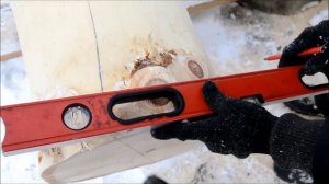 Установка столбов в срубе.