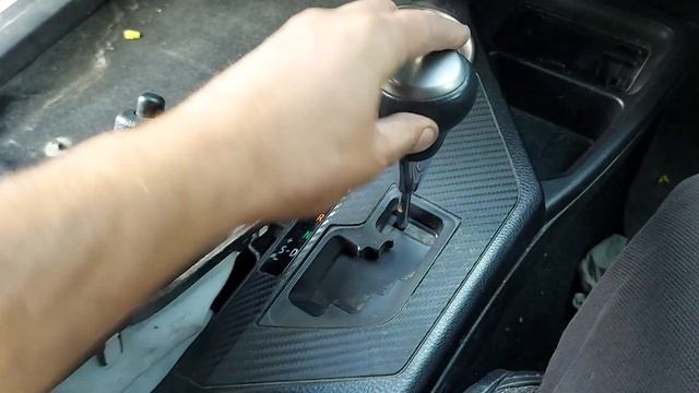 как снять кожух селектора RAV4 4, снятие подлокотника, пластика АКПП RAV 4 2013, 2014, IV поколени смотреть онлайн