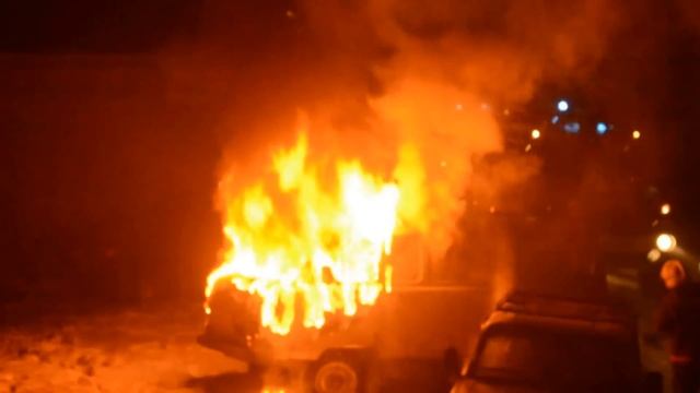 Уазик горит смотреть онлайн