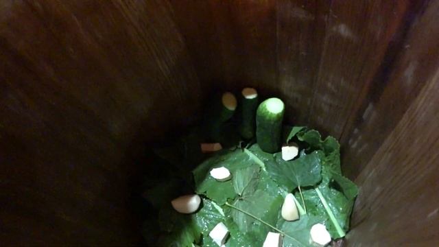 Засолка огурцов в кадке смотреть онлайн