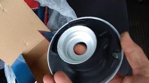 Замена Тарелки передних стоек , Шкода суперб 1