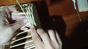 Косичка из прямой и обратной веревочки. Как легко закрыть.