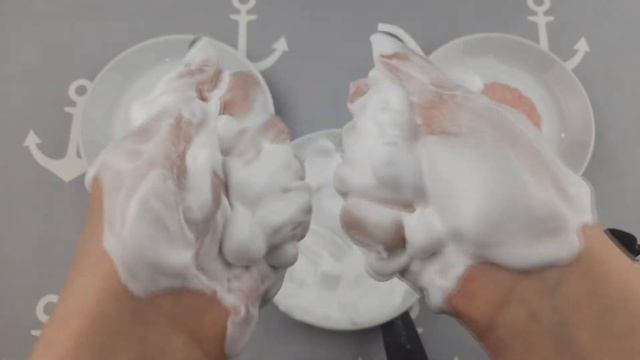 АСМР звуки пена для бритья, пантенол, скраб для рук. АСМР чавканье рук с разными кремами