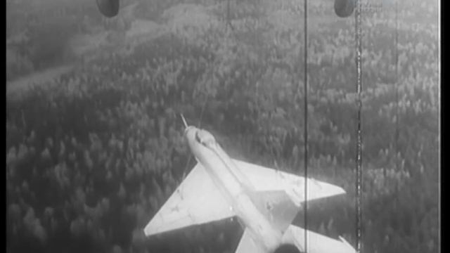 Mil Mi-6 & Mi-10 Soviet heavy transport helicopters смотреть онлайн