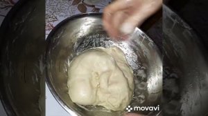 Домашние булочки с изюмом и творогом.