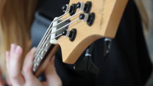 Кино - Мама, мы все тяжело больны (Cover by Julia_B) смотреть онлайн