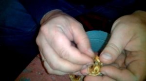 Как очистить грецкий орех,не повредив ядро/ВИДЕО-МАСТЕР-КЛАСС.How to peel a walnut