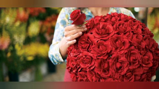 Преподнести розы. Одарить цветами. Цветочки бантики самара. Фотографии букетов цветов. Розочка подарок.