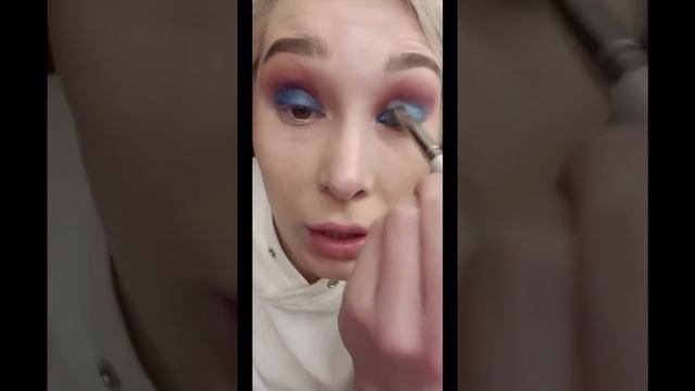 РАСТУШЕВКА: ДЕЛАЕМ ЯРКИЙ МЕЙК-АП ПАЛЕТОЧКОЙ ОТ URBAN DECAY смотреть онлайн