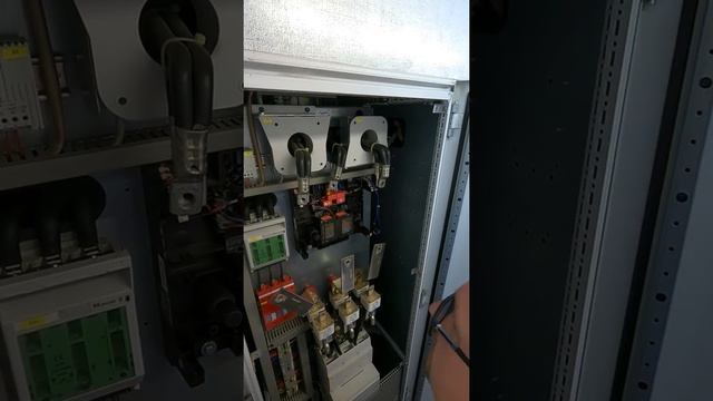 #104 - Zentralwechselrichter Komponententausch Wechselstrom-Schütz - In 16-facher Geschwindigkeit смотреть онлайн