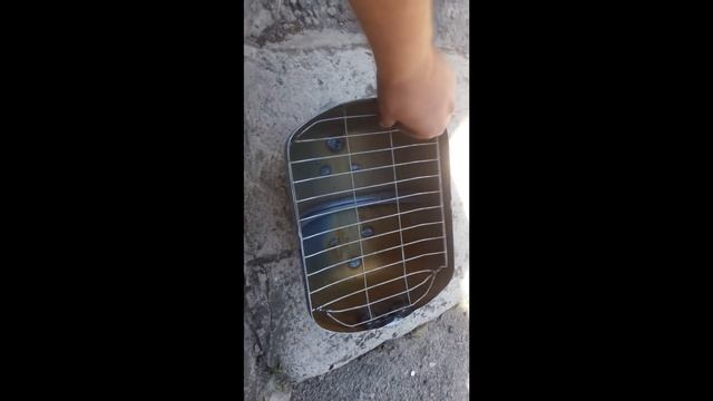 Коптильня с балона с под фриона!Как сделать коптилку!Копчение карася первый раз смотреть онлайн