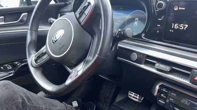 Панорамная крыша KIA K5 GT LIne зимой, особенности использования смотреть онлайн