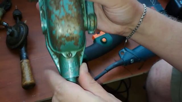 Эволюция ручного инструмента для сверления отверстий смотреть онлайн