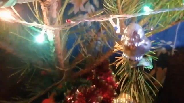 Новый год! Наша ёлочка и старинные ёлочные игрушки! смотреть онлайн