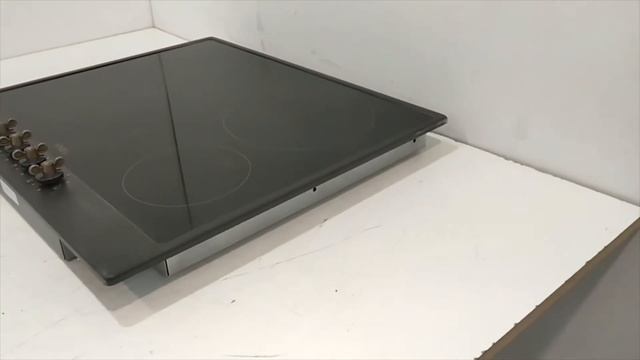 Варочная панель электрическая SMEG P864AO смотреть онлайн