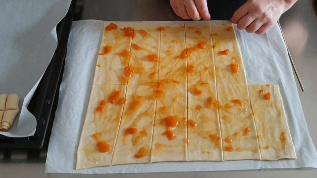 SFOGLIATELLE CON CONFETTURA⭐RITA CHEF | Ricetta Facile E Veloce.