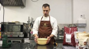 Темперируем шоколад с помошью каллет + отливаем плитку из белого шоколада