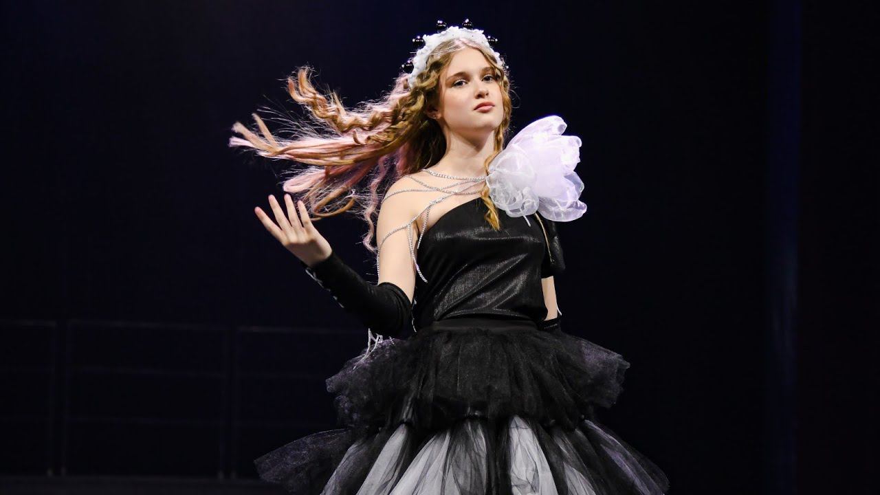 Runway show Vegas City Hall A Glossier collection 2024