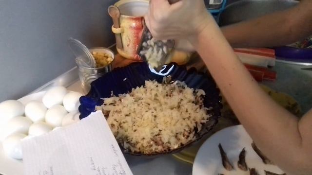 Салат "Рыбка в пруду"