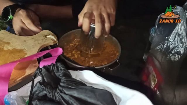 Diserang Badai saat Camping di Pantai | Pantai Amal Part 1 смотреть онлайн