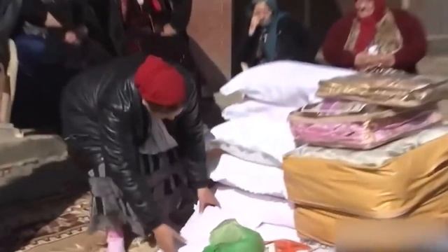 Цыганская Свадьба в 11 ЛЕТ и Другие Ужасные Свадебные Традиции Цыган