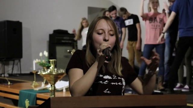 С Днём Свадьбы от молодёжи  Happy Wedding Оля и Игорь