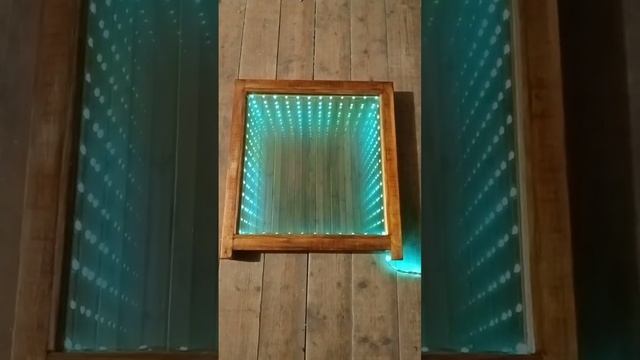 Зеркало с эффектом бесконечности | DIY Infinity mirror #shots