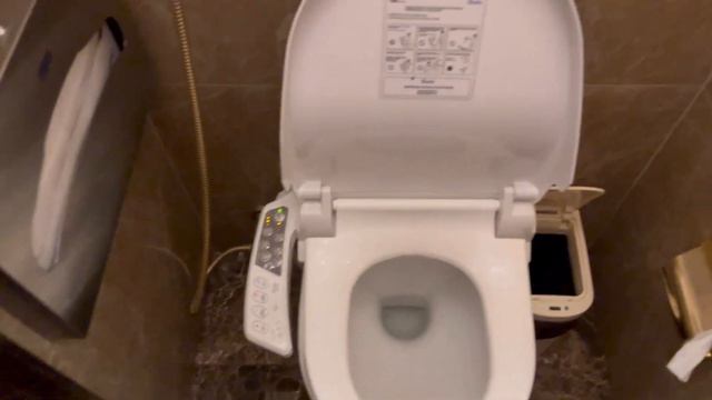 Чудо-борщ из вишни, музей в туалете: едим грязными руками и смотрим участок в горах. смотреть онлайн