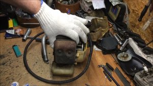 Бензотриммер который жалко выкинуть но в принципе как вариант ...отремонтировать!)