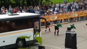 Богатыри в Солнечногорье! Автобус Солнечногорского ПАТП АО МОСТРАНСАВТО, вес 13.500 кг!