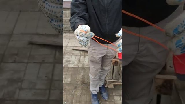 Заправка катушки бензокосы, как пользоваться полуавтоматической катушкой триммера BTH14. Обзор.