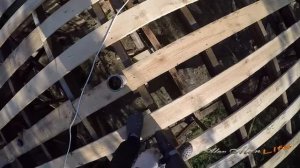 Крепления обрешетки шурупами в шахматном порядке на крыше . 06.09.2019.