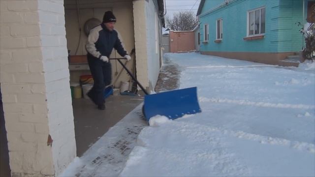 Лопата для уборки снега смотреть онлайн