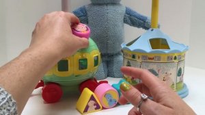 Dancing Singing Iggle Piggle and In The Night Garden Learning Shapes and Colors Shape Sorter Toys