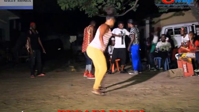 MIGNON ABRAHAM PRESENTE LES DANSEUSES DE SON GROUPE, ALOBI EZA BA SIRENE BA KOTI MUSIQUE смотреть онлайн