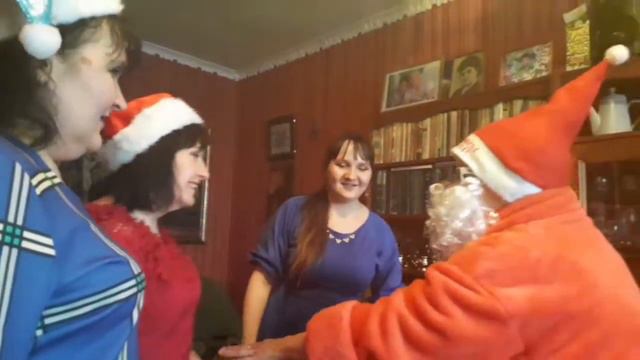 Празднуем новый 2021 год смотреть онлайн